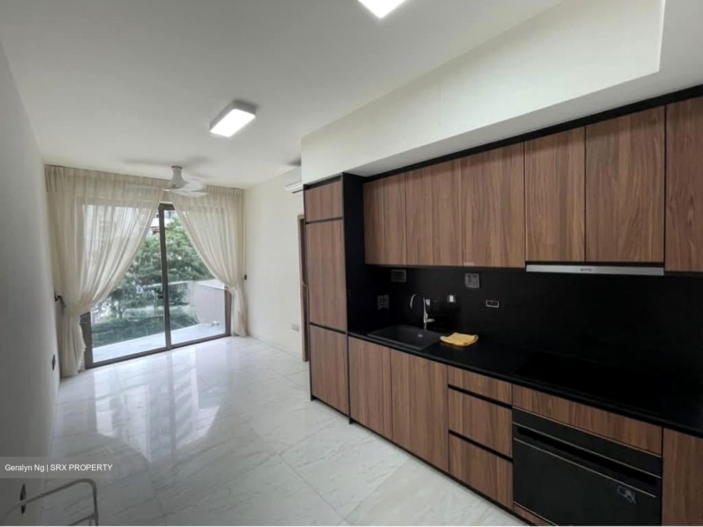 Coastline Residences (D15), Apartment #563941331